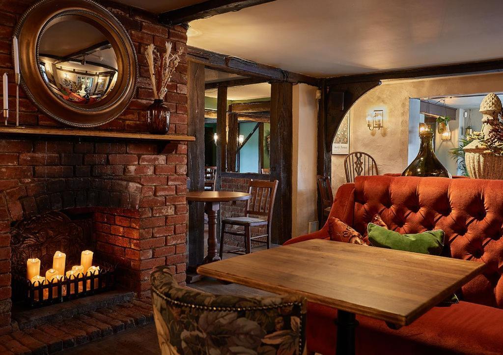 The New Inn Heckfield Hook  Dış mekan fotoğraf